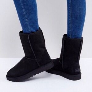 UGG Classic Short Boots in Black